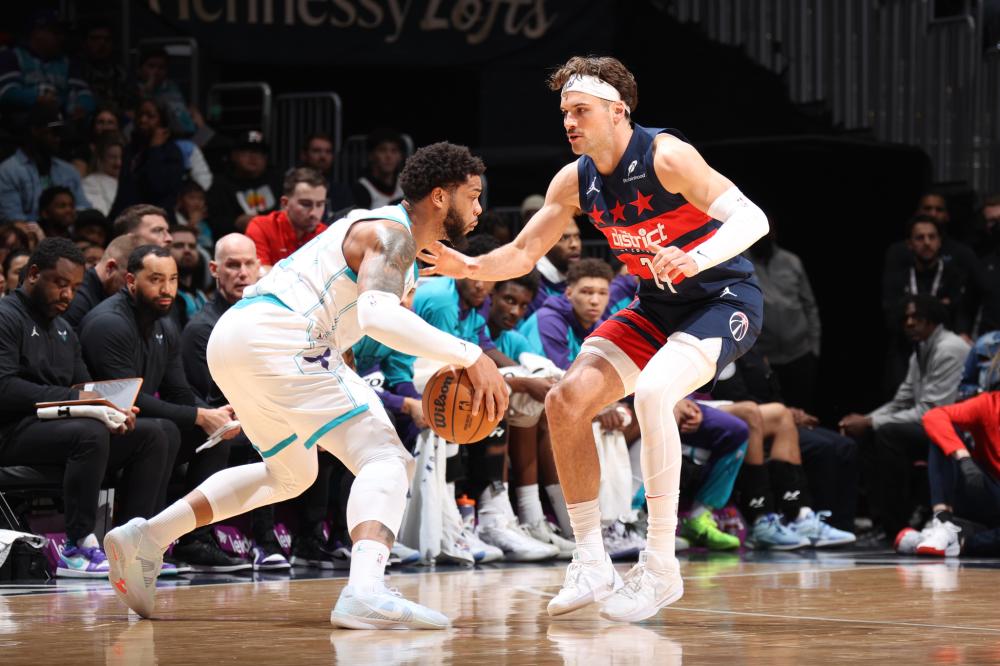 但在与泰达 但在与泰达