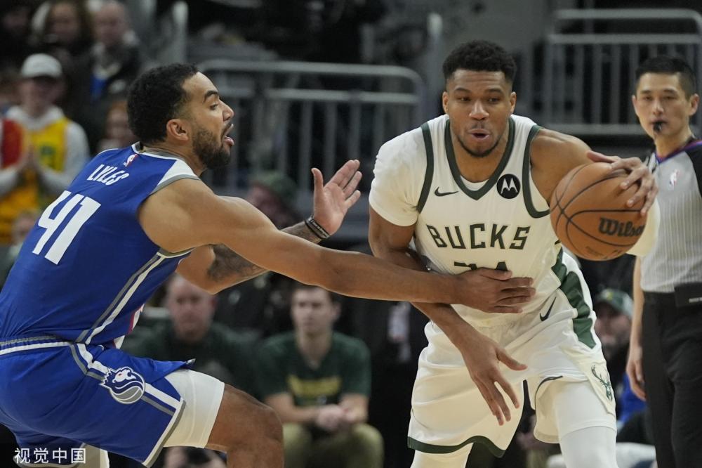 卫冕冠军陷 卫冕冠军陷