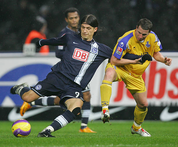 件的背景 件的背景