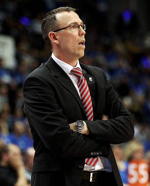 困境中的韧 困境中的韧