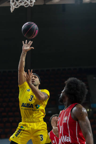 个类似半圆 个类似半圆